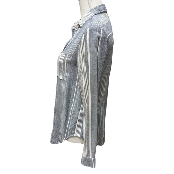 Maeve Anthropologie Women's XS Chatham Chambray Blue & White Button Front Shirt - Picture 4 of 16